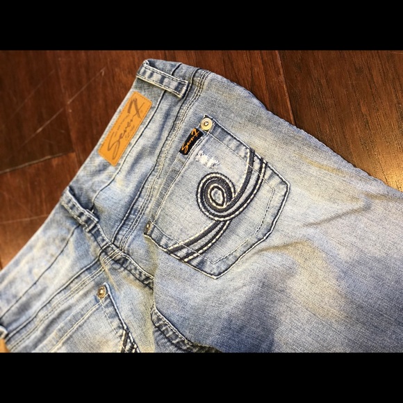 Seven 7 Size 27 Light Wash Boyfriend Boot Cut Jean - Picture 5 of 8